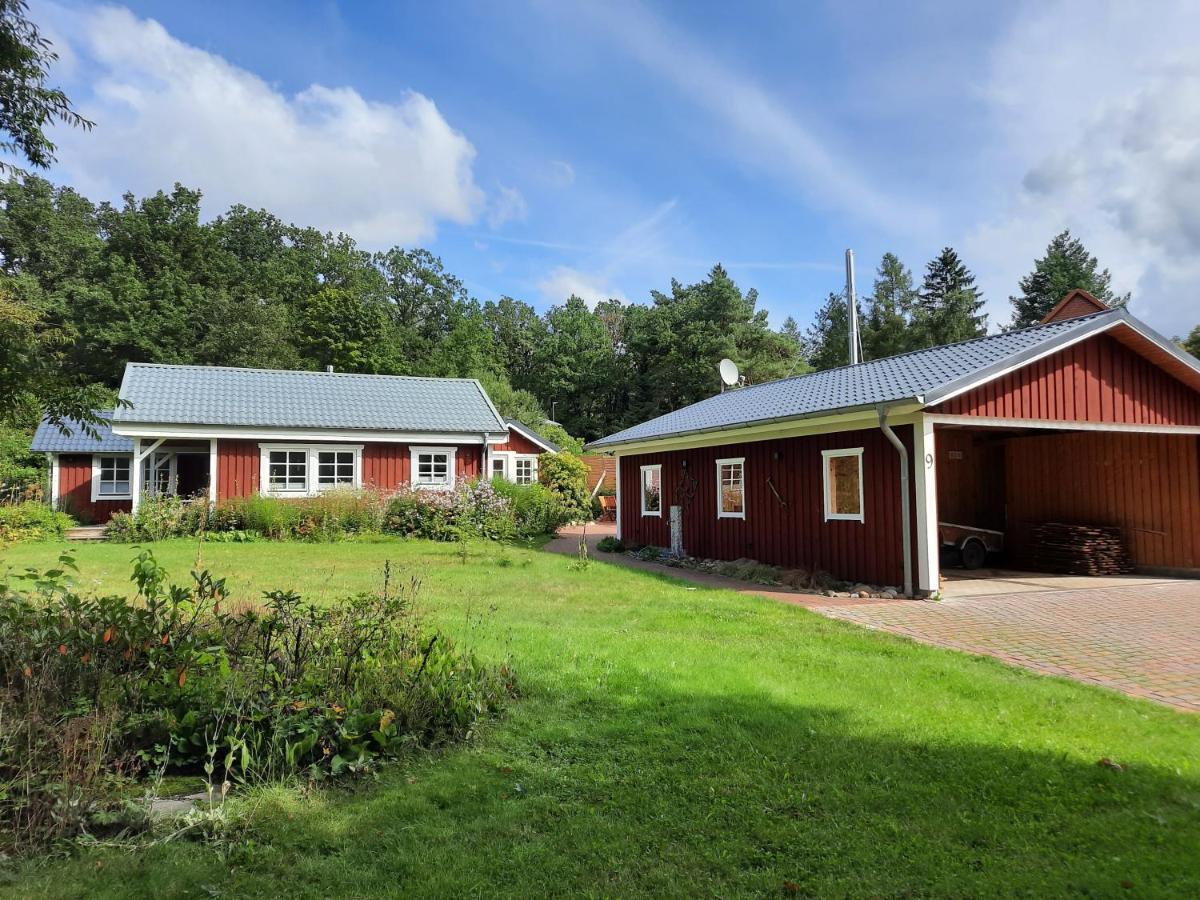 Idyllisches Schwedenhaus In Ruhiger Hanglage Oetzen Extérieur photo